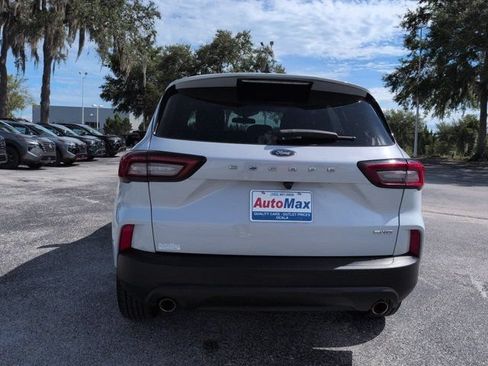 Used 2025 Ford Escape ST-Line Select AWD/4WD image 5