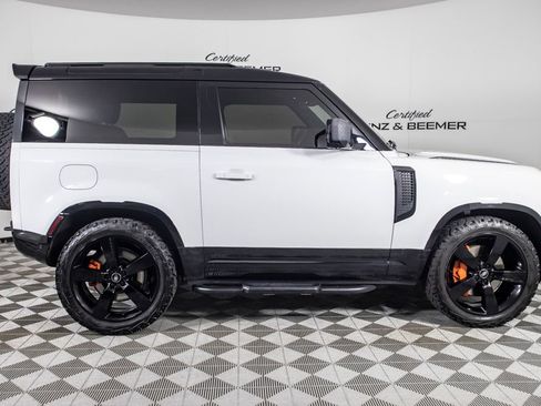 Used 2022 Land Rover Defender 90 X-Dynamic HSE AWD/4WD image 3