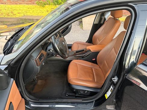 Used 2010 BMW 328i xDrive Sedan image 10