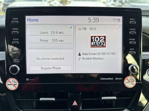 Used 2024 Toyota Camry SE image 28