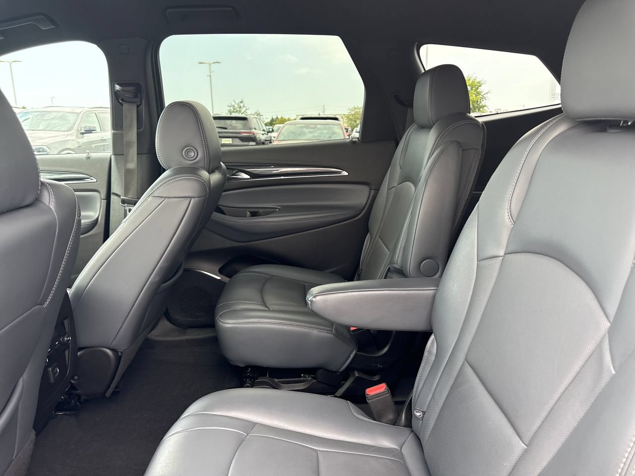 Used 2024 Buick Enclave Essence w/ Sport Touring Edition FWD image 13