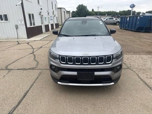 Used 2023 Jeep Compass Limited AWD/4WD image 6