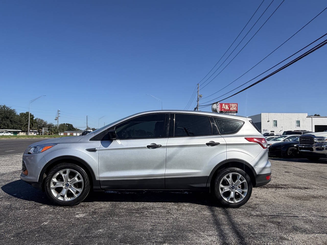 Used 2015 Ford Escape S FWD image 7