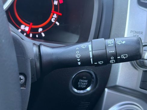 Used 2010 Toyota 4Runner Limited image 33