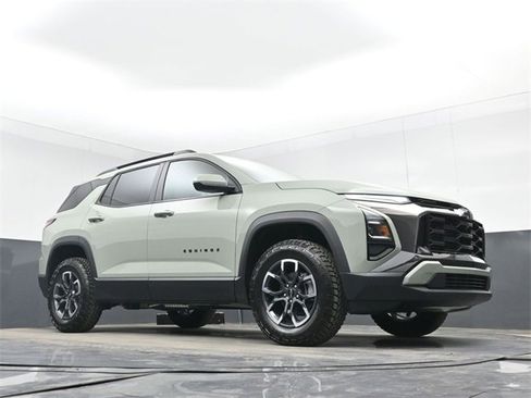 Used 2026 Chevrolet Equinox ACTIV w/ Convenience Package III image 24