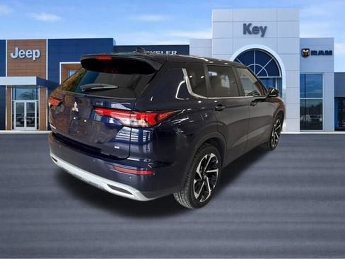 Used 2024 Mitsubishi Outlander SE AWD/4WD image 6