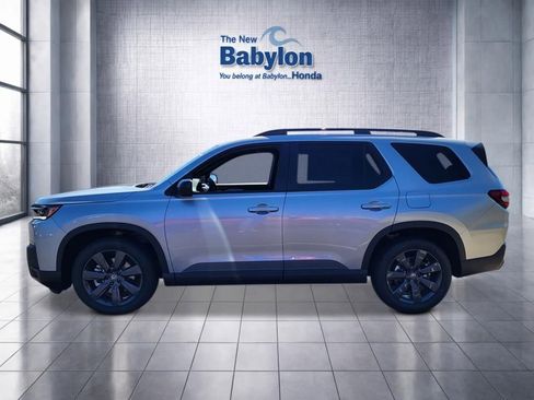 New 2026 Honda Pilot Sport image 2