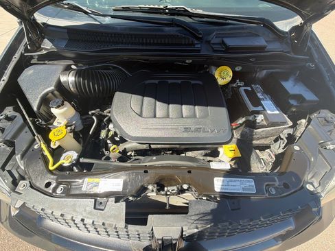 Used 2020 Dodge Grand Caravan GT FWD image 35