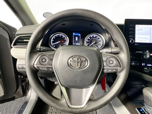 Used 2023 Toyota Camry LE FWD image 17