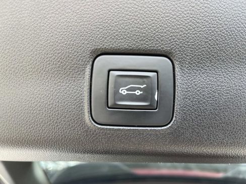 Used 2022 Chevrolet TrailBlazer ACTIV w/ Sun and Liftgate Package image 20