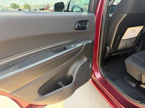 Used 2025 Dodge Durango GT AWD/4WD image 11