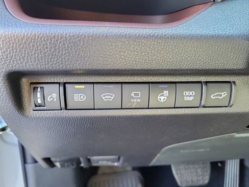 Used 2025 Toyota RAV4 Limited image 25