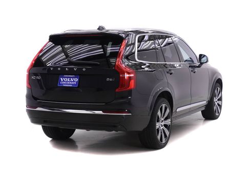 Used 2023 Volvo XC90 B6 Ultimate w/ Protection Package Premier AWD/4WD image 4