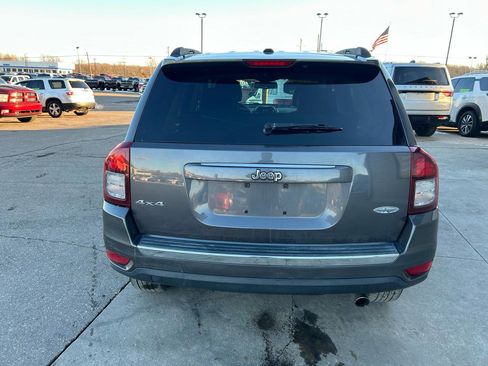 Used 2017 Jeep Compass High Altitude image 6