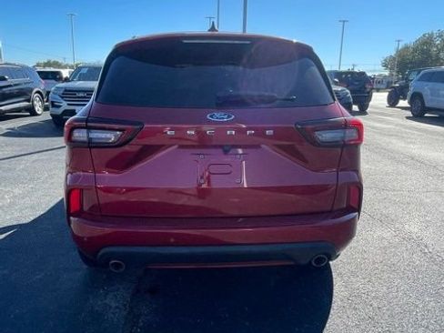 Used 2023 Ford Escape ST-Line w/ Tech Pack #1 image 4