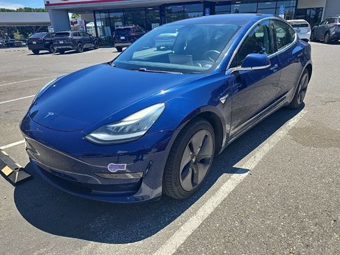 Used 2018 Tesla Model 3 Long Range RWD image 1