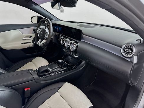 Used 2021 Mercedes-Benz A 35 AMG 4MATIC image 30