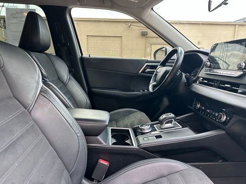 Used 2022 Mitsubishi Outlander SE image 10