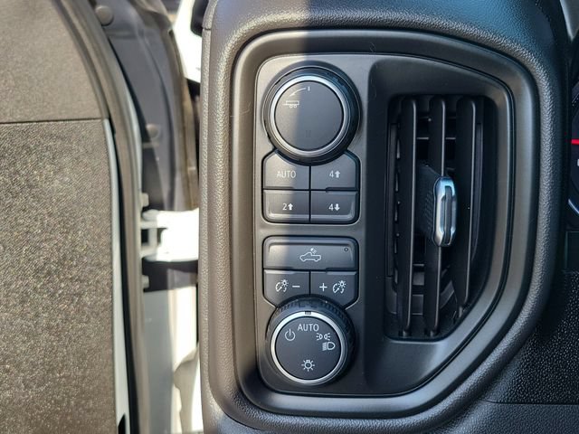 Certified 2021 Chevrolet Silverado 1500 Custom Trail Boss w/ Safety Confidence Package AWD/4WD image 19
