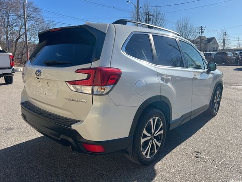 Used 2020 Subaru Forester Limited image 5