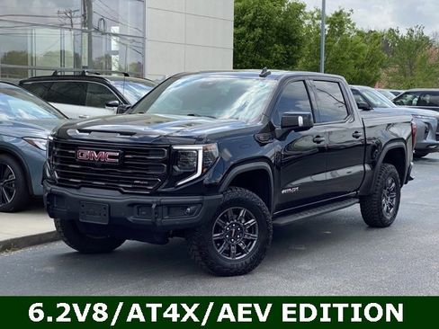 Used 2024 GMC Sierra 1500 AT4X image 1