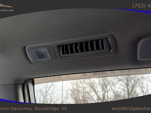 Used 2019 Toyota Highlander Plus image 32