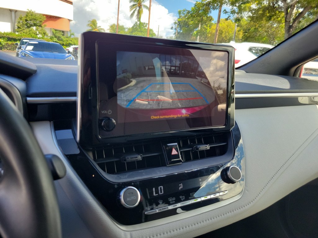 Used 2024 Toyota Corolla SE w/ SE Package FWD image 34