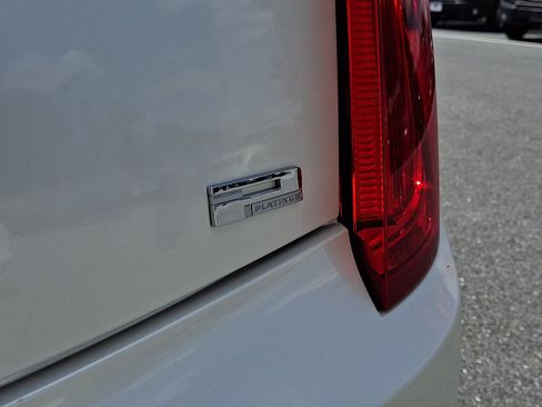 Used 2013 Cadillac XTS Platinum AWD/4WD image 32