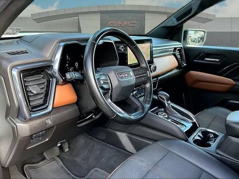 Used 2023 GMC Canyon AT4 w/ Technology Package AWD/4WD image 14