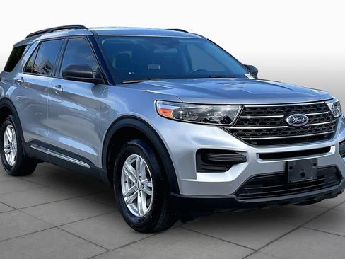 Used 2022 Ford Explorer XLT RWD image 6