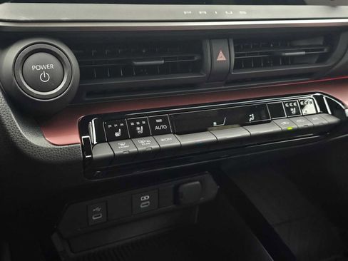 New 2026 Toyota Prius Plug-In Hybrid FWD image 29