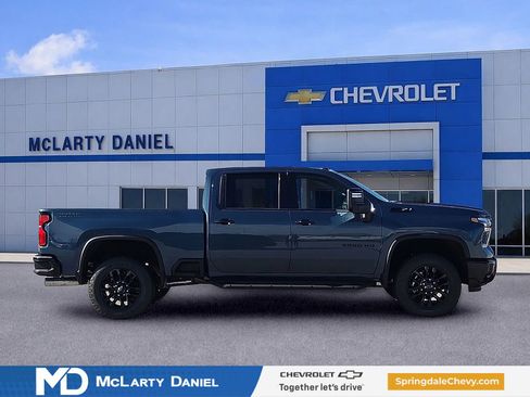 New 2026 Chevrolet Silverado 2500 LTZ w/ Trail Boss Package AWD/4WD image 6