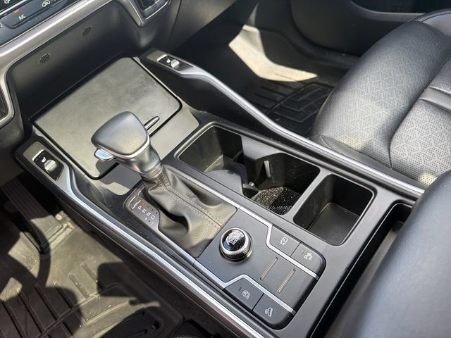 Used 2023 Kia Sorento S w/ Panoramic Sunroof Package FWD image 24