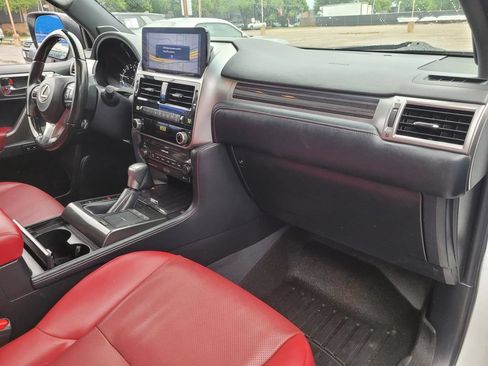 Used 2022 Lexus GX 460 Premium w/ Premium Plus Package AWD/4WD image 8