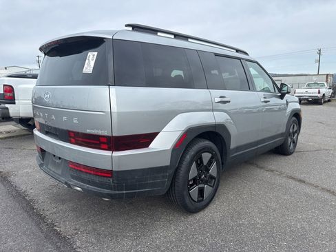 Used 2025 Hyundai Santa Fe SEL image 6