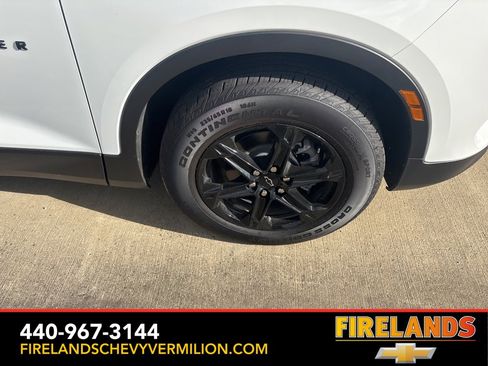 New 2025 Chevrolet Blazer LT w/ Midnight/Sport Edition image 46