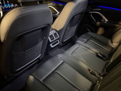 Certified 2025 Audi Q5 Premium w/ Convenience Package image 23