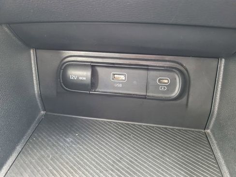 Used 2024 Kia Sportage LX image 25