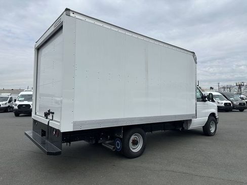 New 2024 Ford E-350 and Econoline 350 Super Duty w/ Power Windows & Locks Group image 5