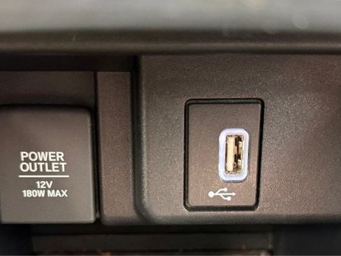 Used 2018 Honda Accord LX image 12