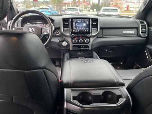 Used 2024 RAM 1500 Laramie image 15