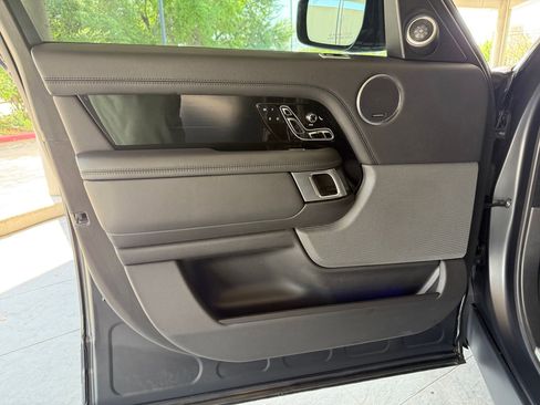 Used 2021 Land Rover Range Rover P525 Westminster Edition LWB image 22