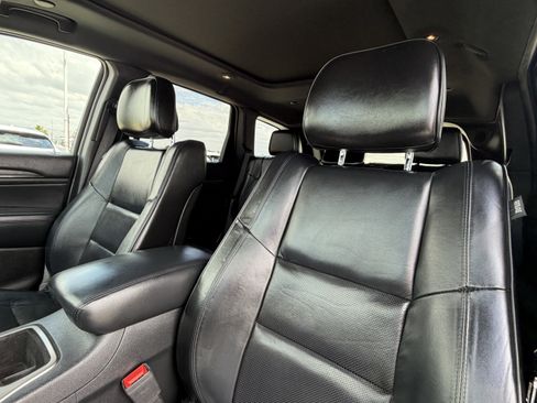 Used 2019 Jeep Grand Cherokee High Altitude RWD image 22
