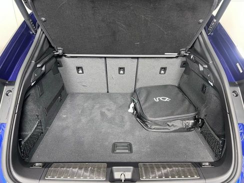 Certified 2024 Porsche Macan 4 Electric image 17