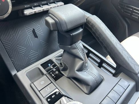 New 2026 Toyota 4Runner SR5 AWD/4WD image 22