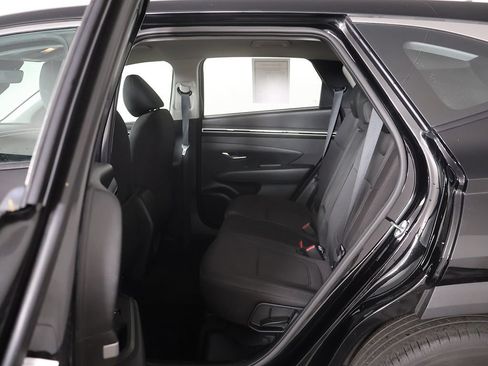 Used 2023 Hyundai Tucson SE FWD image 29