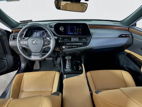 Used 2024 Lexus ES 350 w/ Premium Package FWD image 19