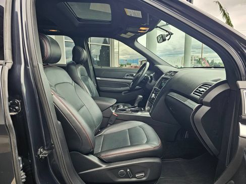 Used 2017 Ford Explorer Sport AWD/4WD image 11