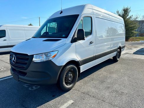 New 2026 Mercedes-Benz Sprinter 2500 image 8