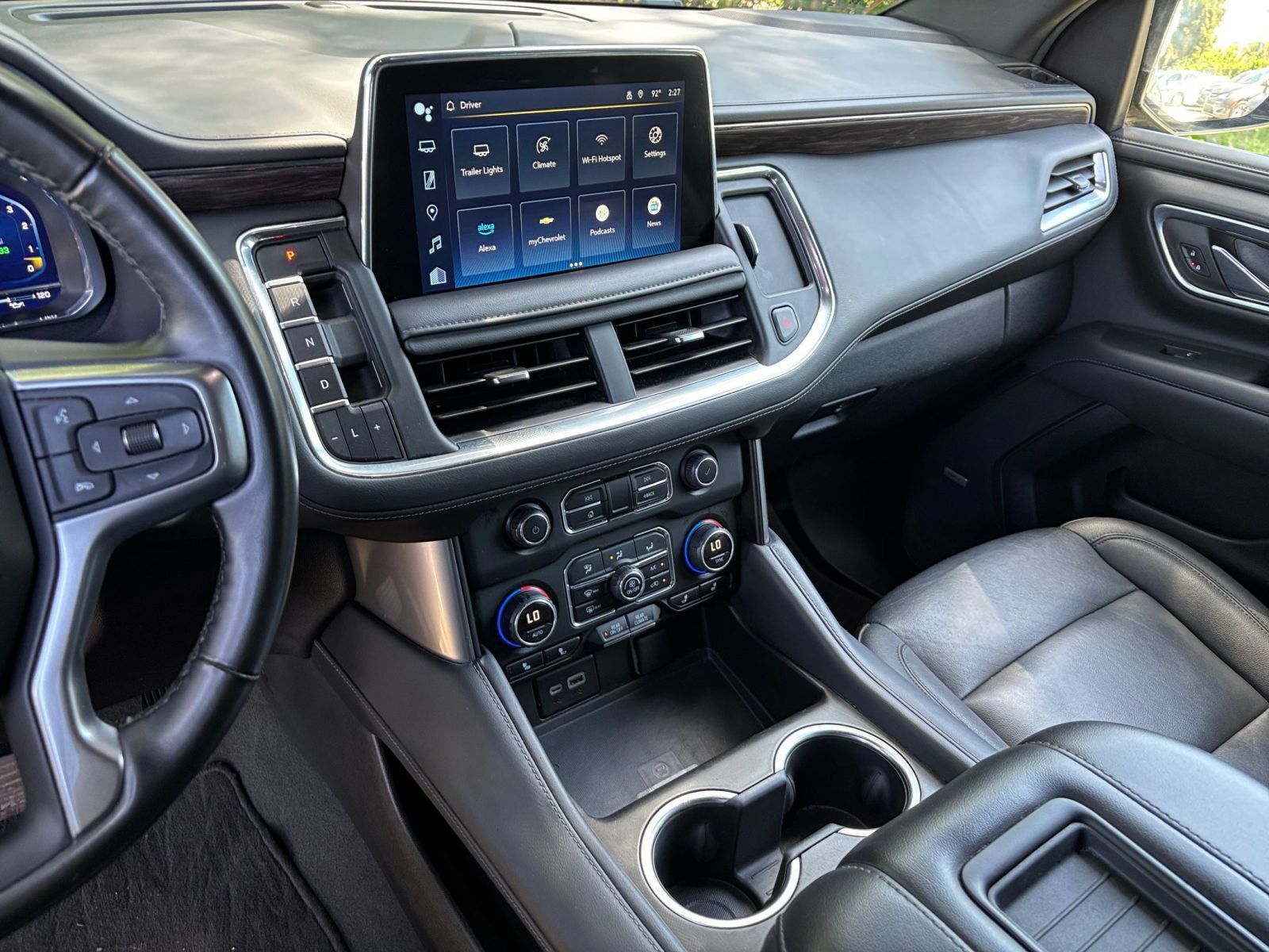 Used 2024 Chevrolet Tahoe LT w/ Luxury Package RWD image 45